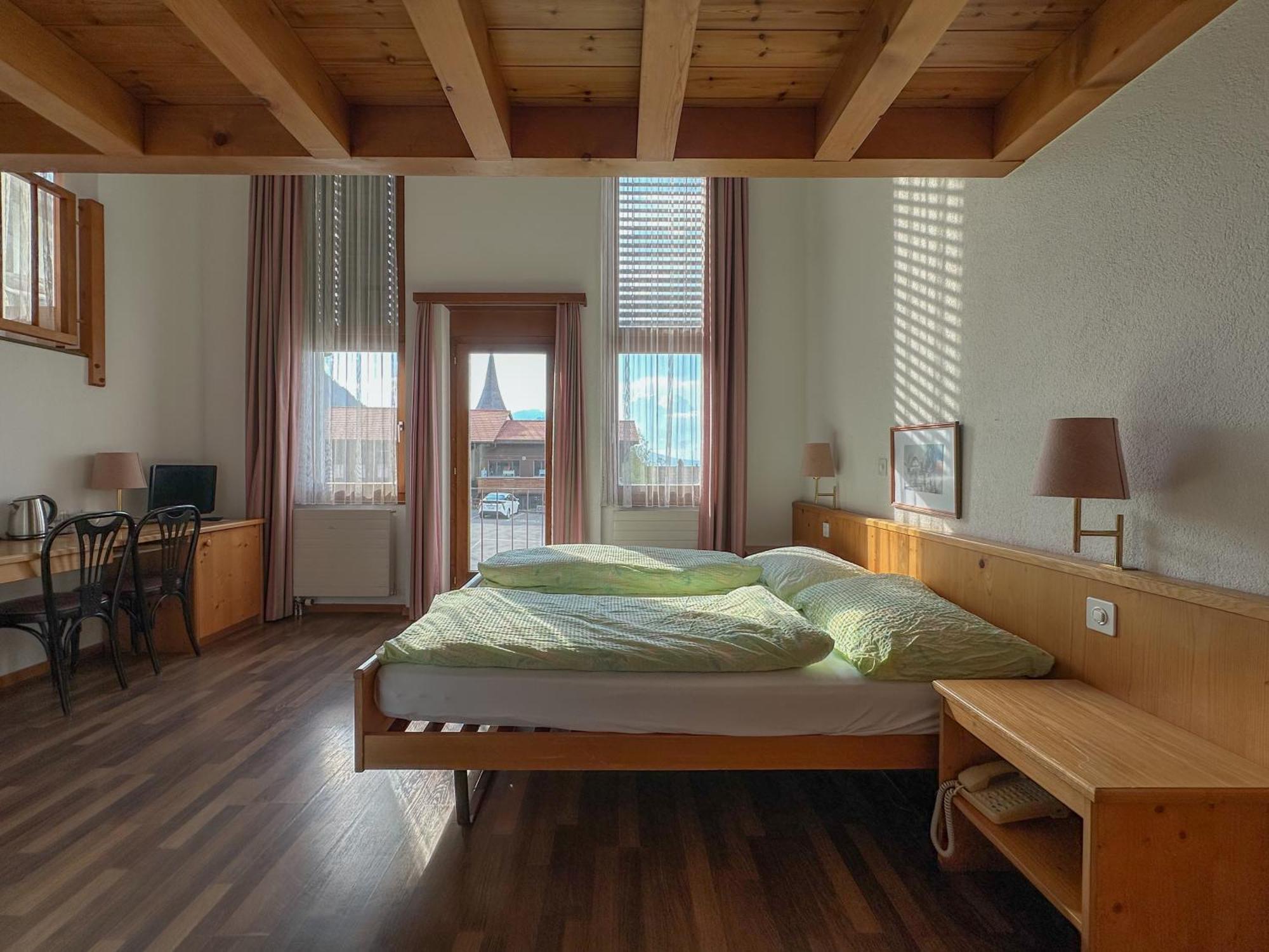 호텔 에이쉬파크 Aeschi Bei Spiez 외부 사진