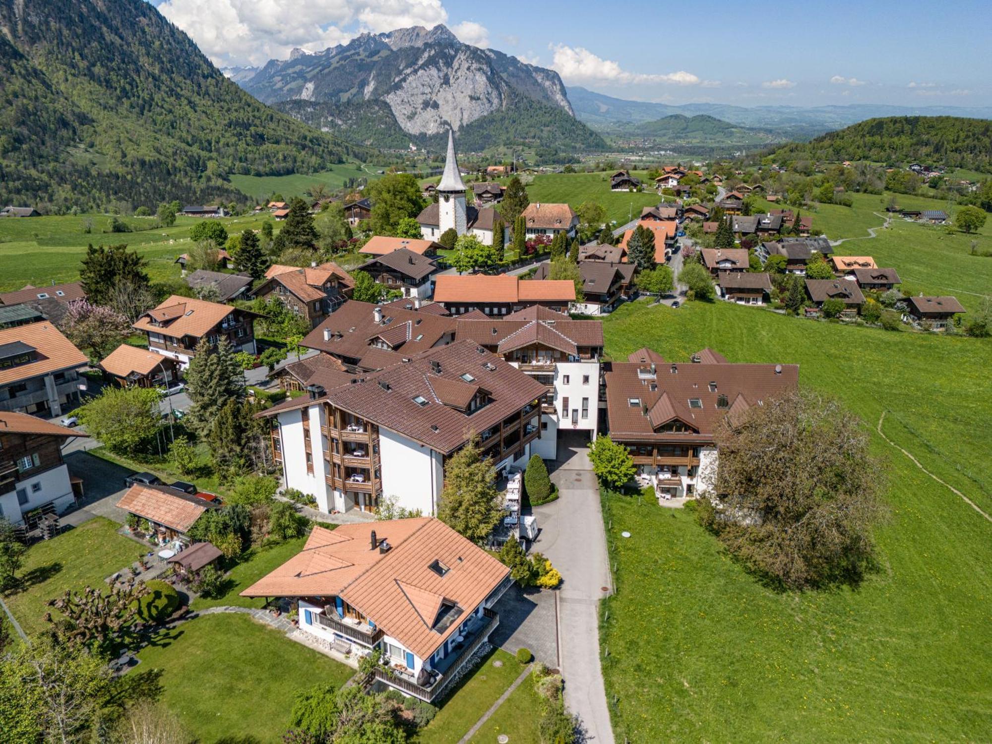 호텔 에이쉬파크 Aeschi Bei Spiez 외부 사진